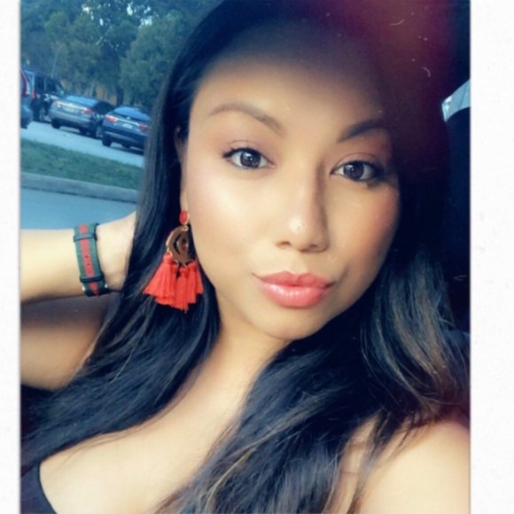 Meet your Posher, Melissa - Picture 8 of 11